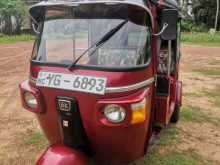 Bajaj RE 205 2011 Three Wheel