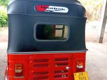 https://riyasewana.com/uploads/bajaj-re-205-2011-269413312434.jpg