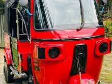 Bajaj RE 205 2011 Three Wheel