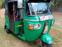 Bajaj RE 205 2011 Three Wheel
