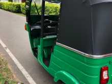 https://riyasewana.com/uploads/bajaj-re-205-2011-28241712314.jpg