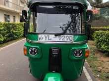 Bajaj RE 205 2011 Three Wheel