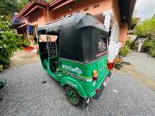 https://riyasewana.com/uploads/bajaj-re-205-2011-288345712234.jpg