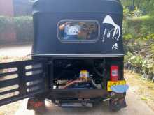 Bajaj RE 205 2011 Three Wheel