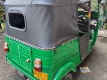 https://riyasewana.com/uploads/bajaj-re-205-2011-39514712062.jpg
