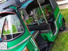 https://riyasewana.com/uploads/bajaj-re-205-2011-413331312504.jpg