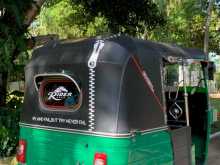 https://riyasewana.com/uploads/bajaj-re-205-2011-413442912023.jpg