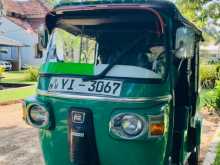 Bajaj RE 205 2011 Three Wheel