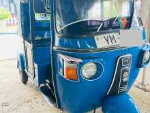 Bajaj RE 205 2011 Three Wheel