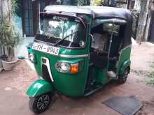 Bajaj RE 205 2011 Three Wheel