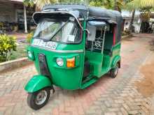 Bajaj RE 205 2011 Three Wheel
