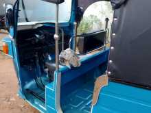 https://riyasewana.com/uploads/bajaj-re-205-2011-57563612483.jpg