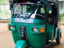 Bajaj RE 205 2011 Three Wheel