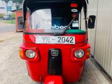 Bajaj RE 205 2011 Three Wheel