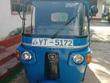 Bajaj RE 205 2011 Three Wheel