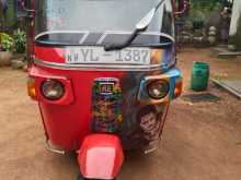 Bajaj Re 205 2011 Three Wheel