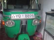 Bajaj RE 205 2011 Three Wheel