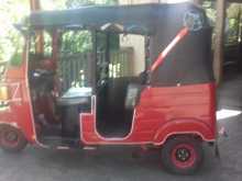 https://riyasewana.com/uploads/bajaj-re-205-2011-79035112512.jpg