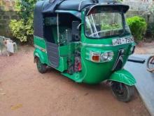 Bajaj RE 205 2010 Three Wheel