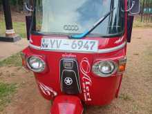Bajaj RE 205 2012 Three Wheel