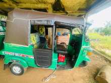 https://riyasewana.com/uploads/bajaj-re-205-2012-1417554812464.jpg