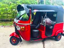 Bajaj RE 205 2012 Three Wheel