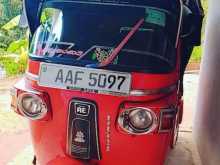 Bajaj RE 205 2012 Three Wheel