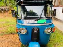 Bajaj RE 205 2012 Three Wheel