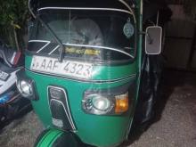 Bajaj RE 205 2012 Three Wheel