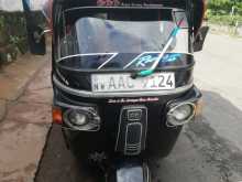 Bajaj RE 205 2012 Three Wheel