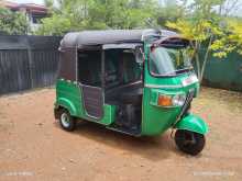 Bajaj RE 205 2012 Three Wheel