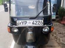 Bajaj RE 205 2011 Three Wheel
