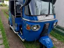 Bajaj RE 205 2012 Three Wheel