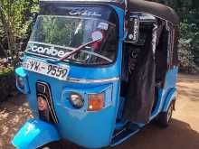 Bajaj RE 205 2012 Three Wheel
