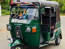 Bajaj RE 205 2012 Three Wheel