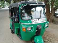 Bajaj RE 205 2012 Three Wheel