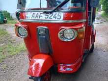 Bajaj RE 205 2012 Three Wheel