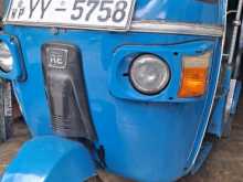 Bajaj RE 205 2012 Three Wheel