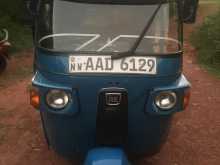 Bajaj RE 205 2012 Three Wheel