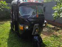 Bajaj RE 205 2013 Three Wheel