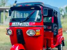 Bajaj RE 205 2013 Three Wheel