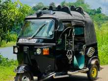 Bajaj RE 205 2013 Three Wheel