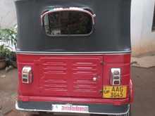Bajaj RE 205 2013 Three Wheel