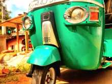 Bajaj RE 205 2013 Three Wheel