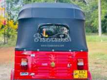 Bajaj RE 205 2013 Three Wheel