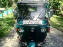 Bajaj RE 205 2013 Three Wheel