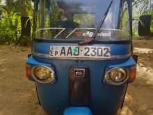 Bajaj RE 205 2013 Three Wheel