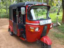 Bajaj RE 205 2013 Three Wheel