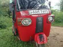 Bajaj RE 205 2013 Three Wheel