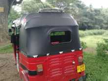 https://riyasewana.com/uploads/bajaj-re-205-2013-267014812413.jpg